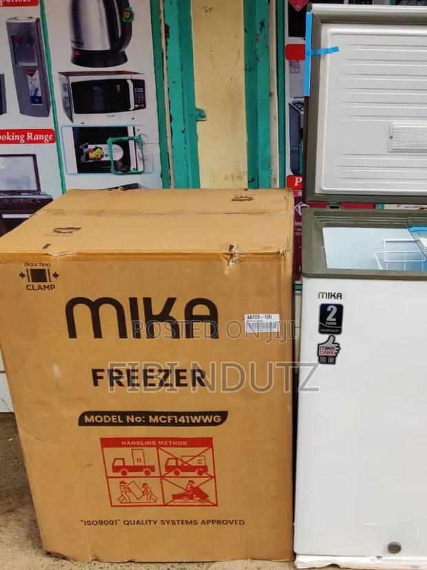 Mika 141l Freezer