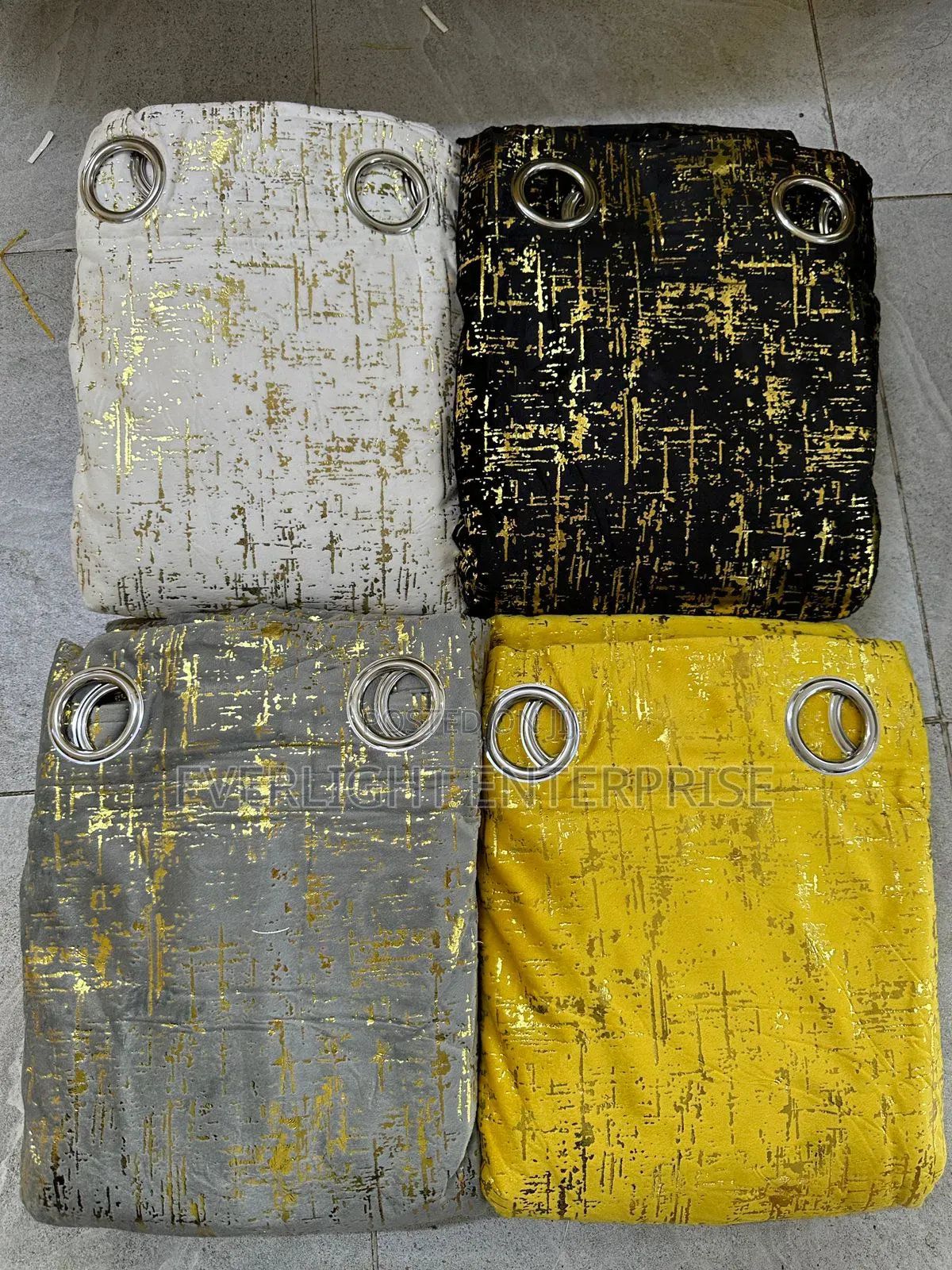 3 Pc Velvet Curtains(Thunder Effect)/ Crush Prints