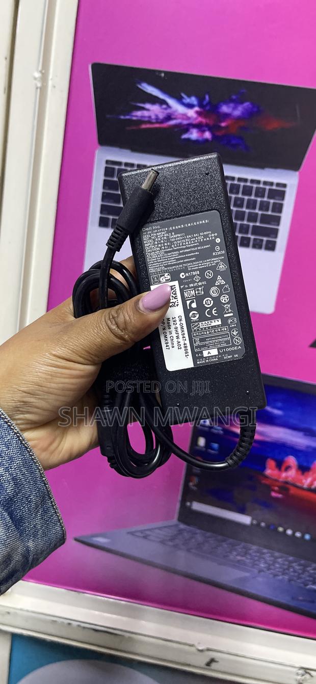 Dell Small Pin Adapter Charger - main view