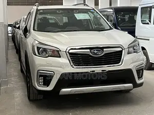 Subaru Forester 2019 Off white