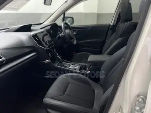 Subaru Forester 2019 Off white