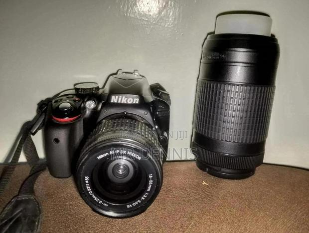 Nikon D3300 Camera and 70-300mm Zoom Lens