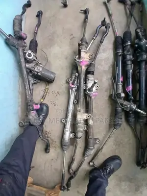 Toyota Voxy Steering Rack