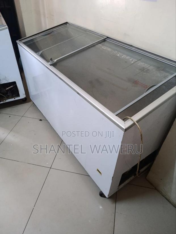 Glass Door Big Freezer - thumbnail 2