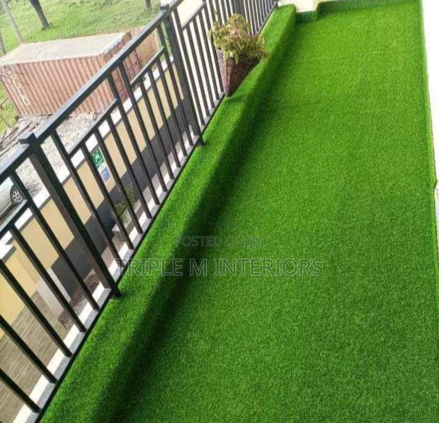 Beautiful Balcony Makeover Artificial Grass