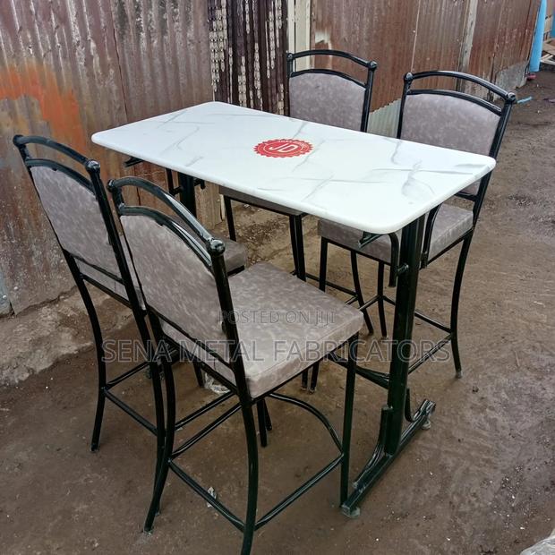 High Bar Table With Metal Frame Stools.