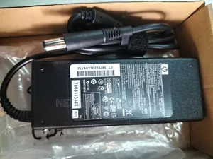 90 Watts Laptop Charger Big Pin