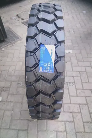 11r22.5 Jumbo Tires Diff