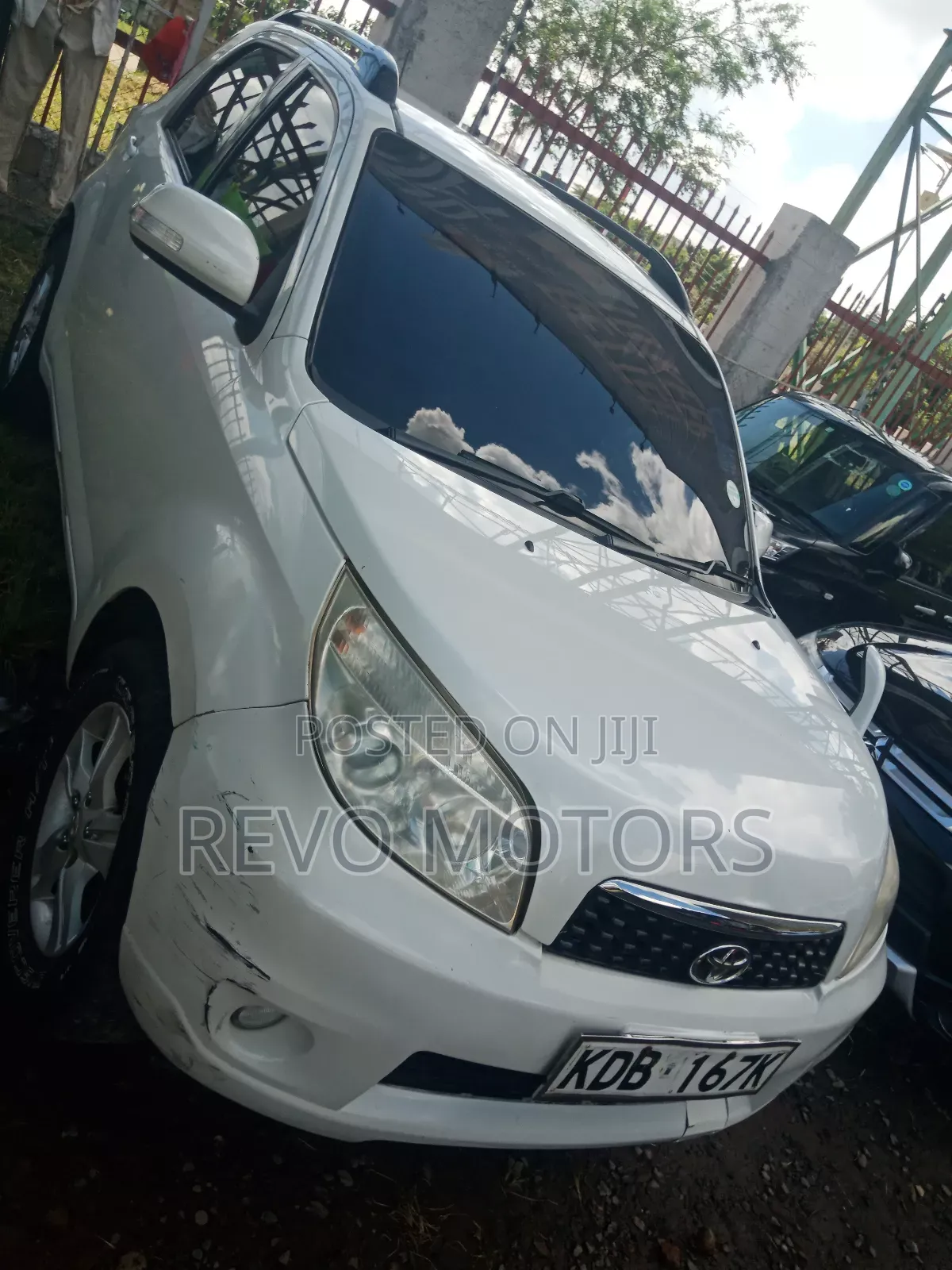 Toyota Rush 1.5 AWD 2013 White