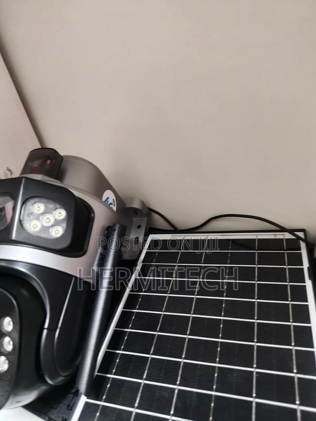Dual Lens 4g Solar Camera Digital Enhancement 10x Zoom Power