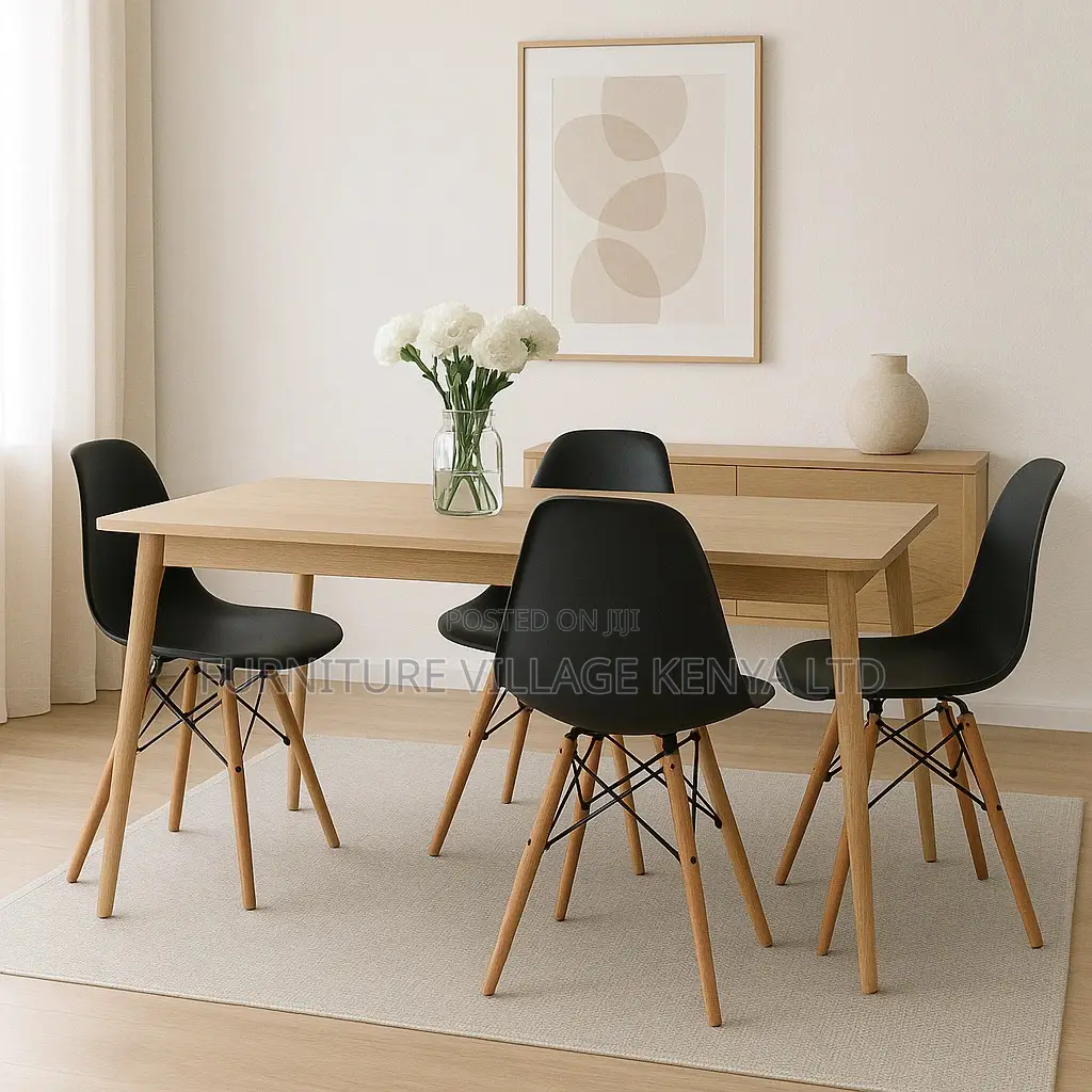 Dining Chair; White Plastic Molded Eames Chair
