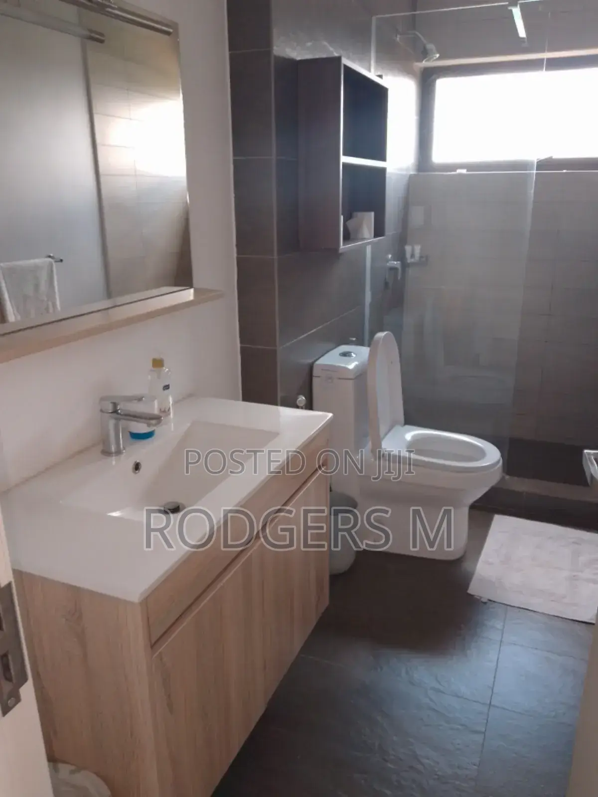 Furnished 2bdrm Apartment in Valley Arcade for rent