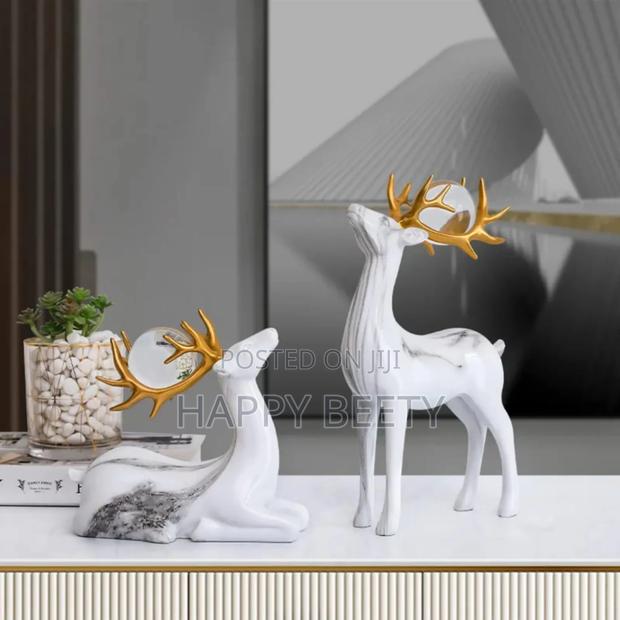 2pcs Fortune Deer Resin Ornament With Crystal Balls