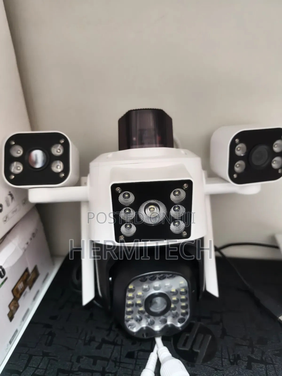 Triple Lens 4g Electric Ethernet Cable Multi-Angle Coverage