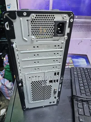 Desktop Computer HP ProOne 400 8GB Intel Core i7 SSD 256GB