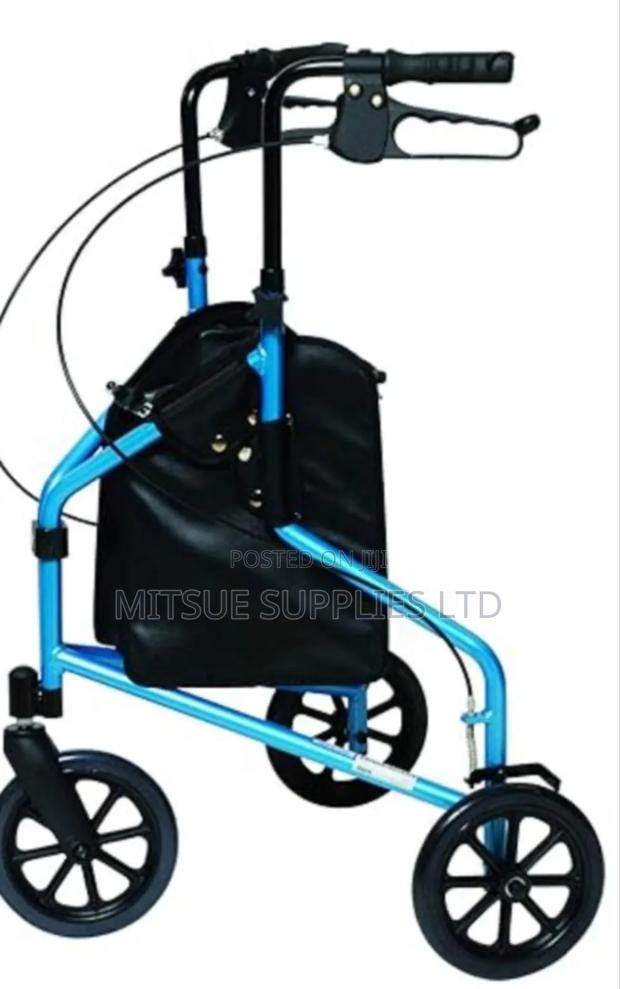 Rollator 3 Wheel Size 62x58.5x82-92cm Wheel Diameter 8x20cm