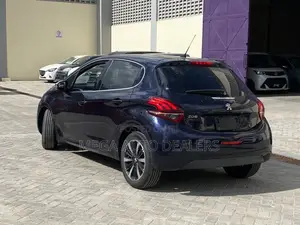 Peugeot 208 2019 Blue
