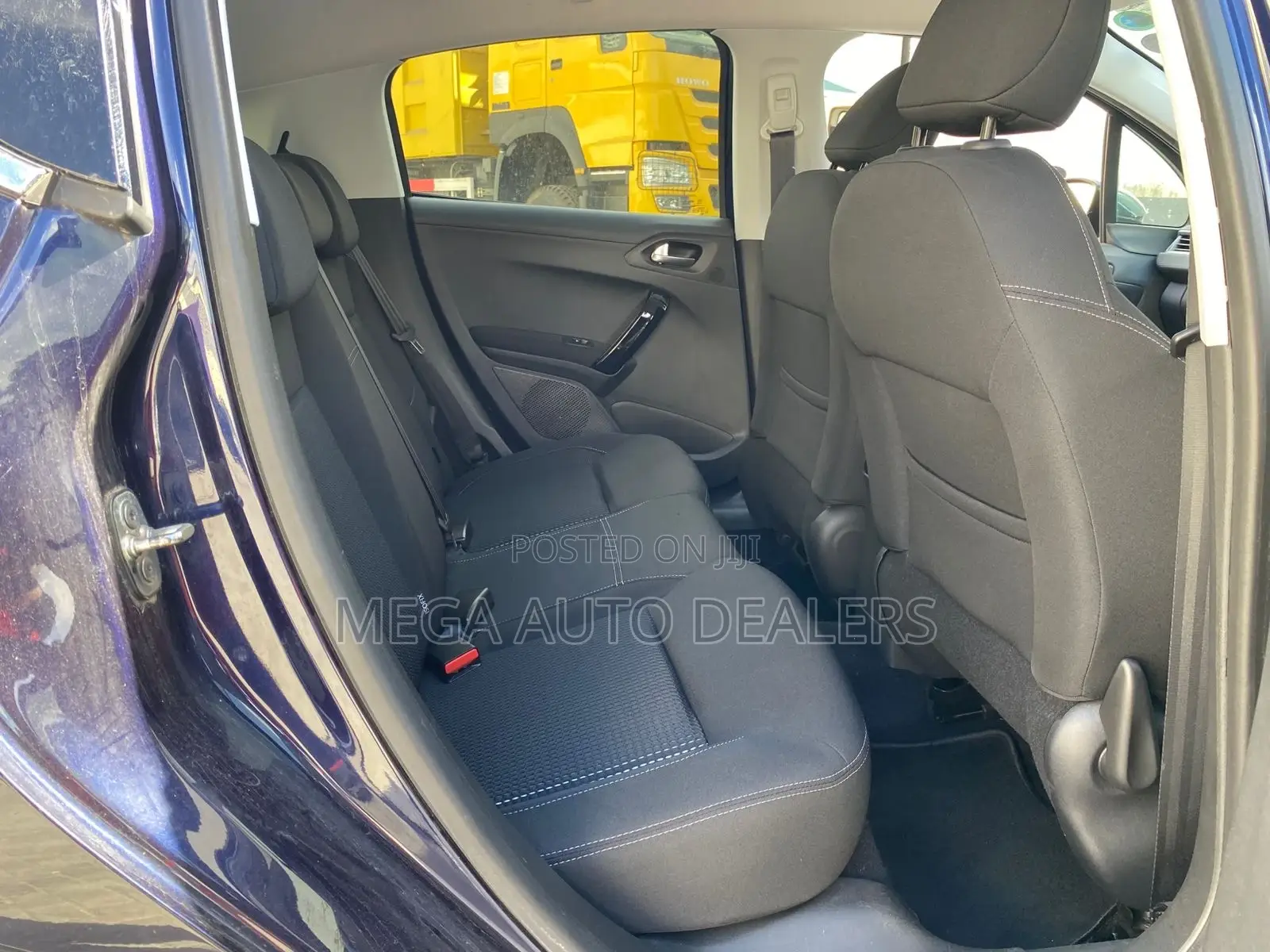 Peugeot 208 2019 Blue