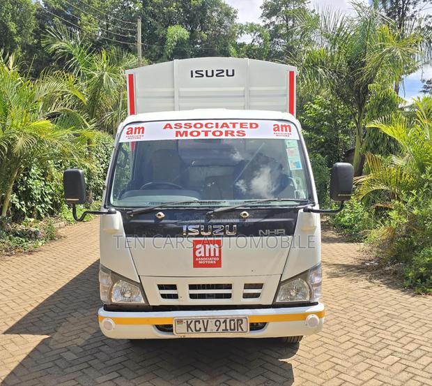 Isuzu NHR 4.3
