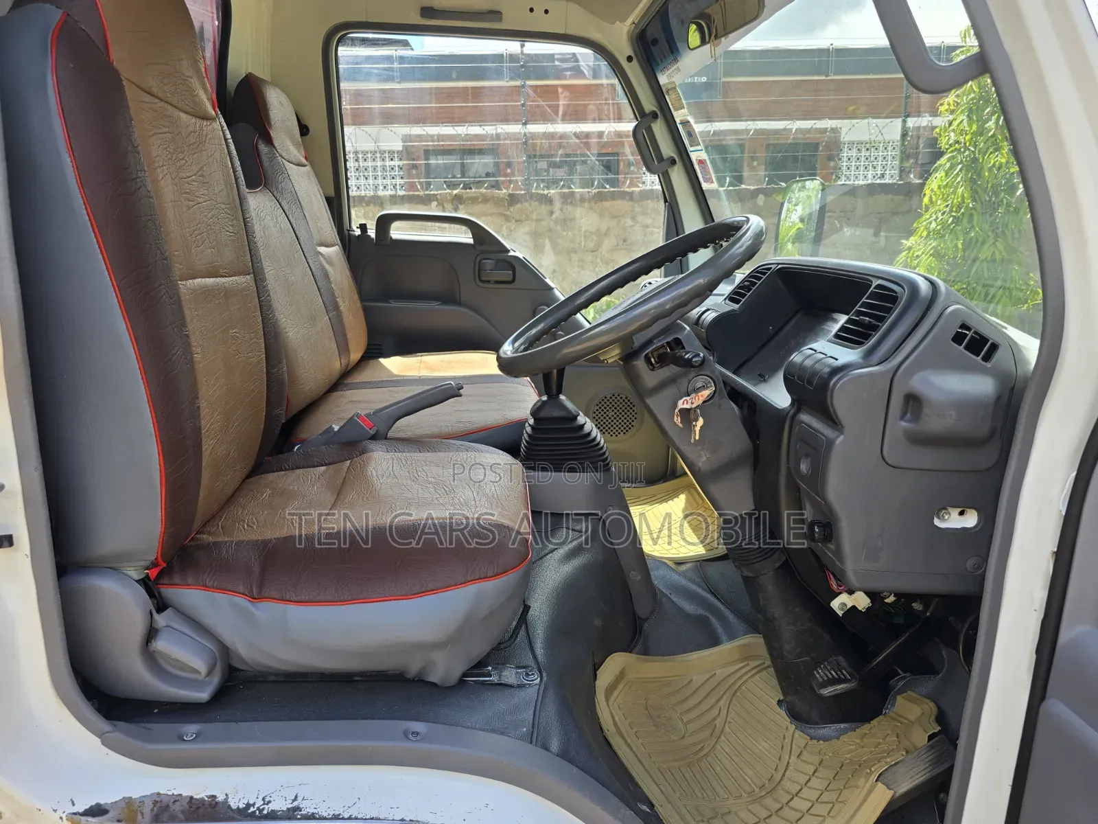 Isuzu NHR 4.3