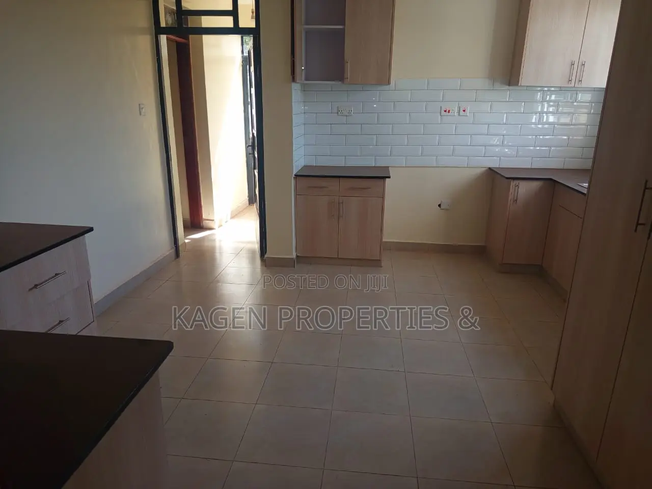 4bdrm Maisonette in Kibiku for sale