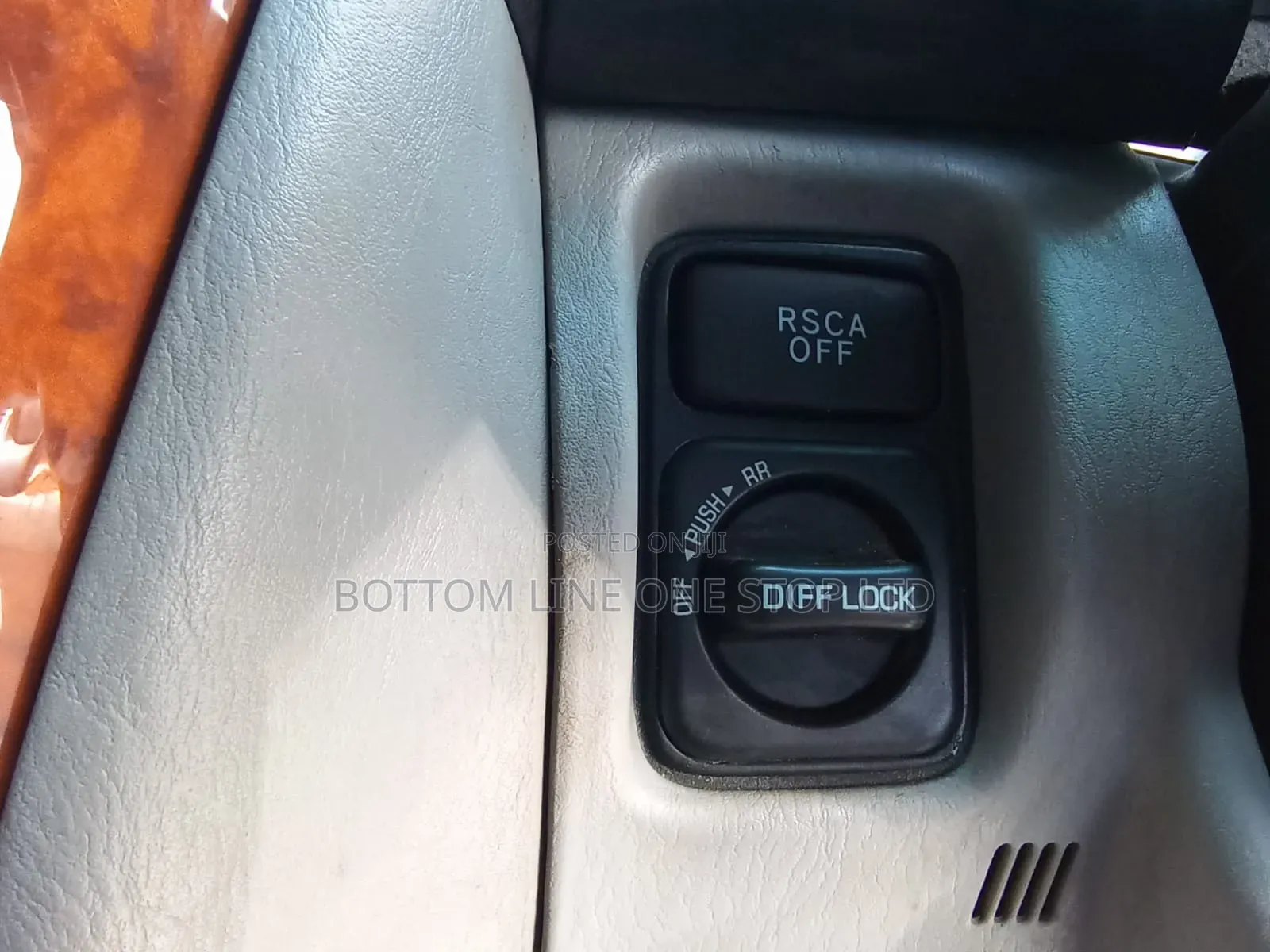 Toyota Land Cruiser 100 4.2 TD Executive 2005 Black