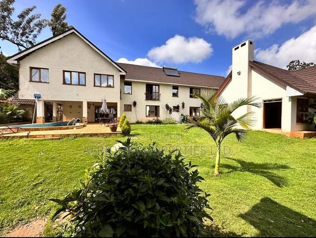 7bdrm Mansion in Ridgeways for sale