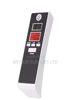Alcohol Breath Analyser Uses 2xaa Batteries