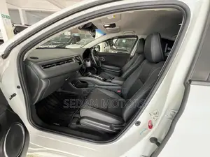 Honda Vezel 2019 White