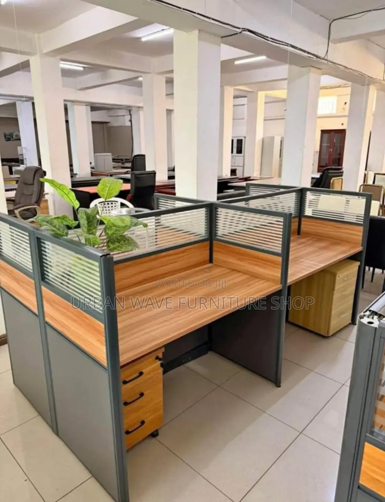 4 Way Working Station