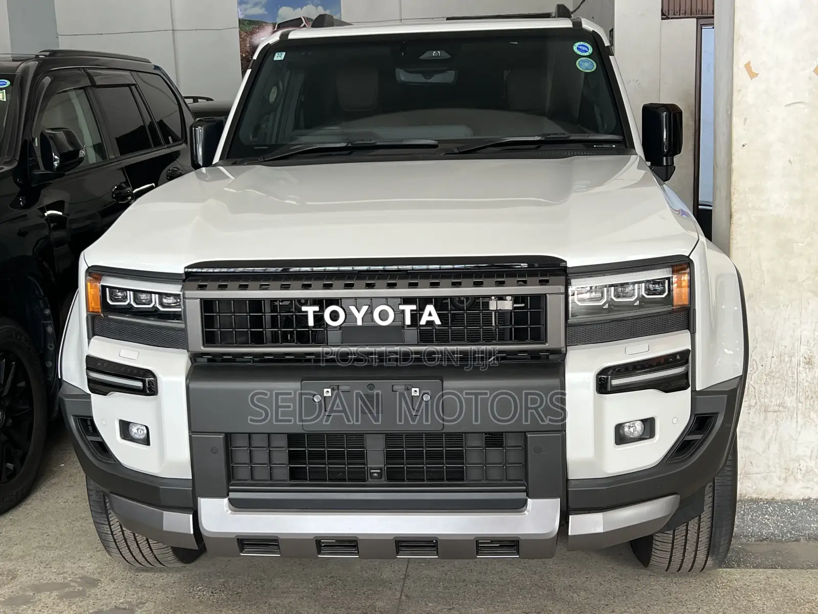 Toyota Land Cruiser Prado 2024 White