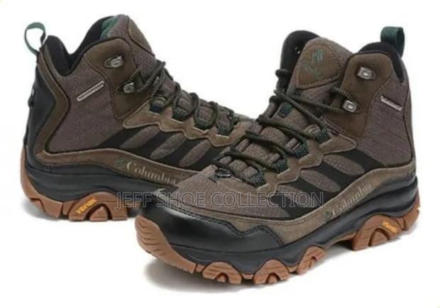 Columbia Hiking Boots - thumbnail 2