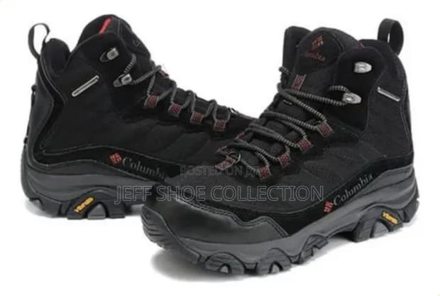 Columbia Hiking Boots - thumbnail 3
