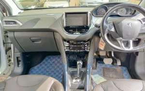 Peugeot 2008 2015 White