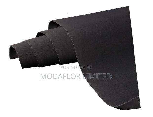 Plain Rubber Flooring for Gym, Garage and Workshop Floor Areas