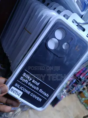 Black Silicone Phone Cover for the Xiaomi Redmi Note 14 4g.