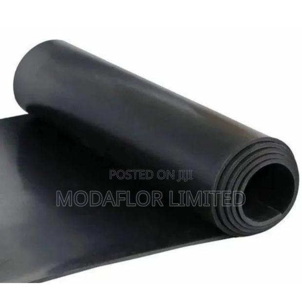 Plain Rubber Mat for Safe and Non Slip Indoor Floor Use Areas