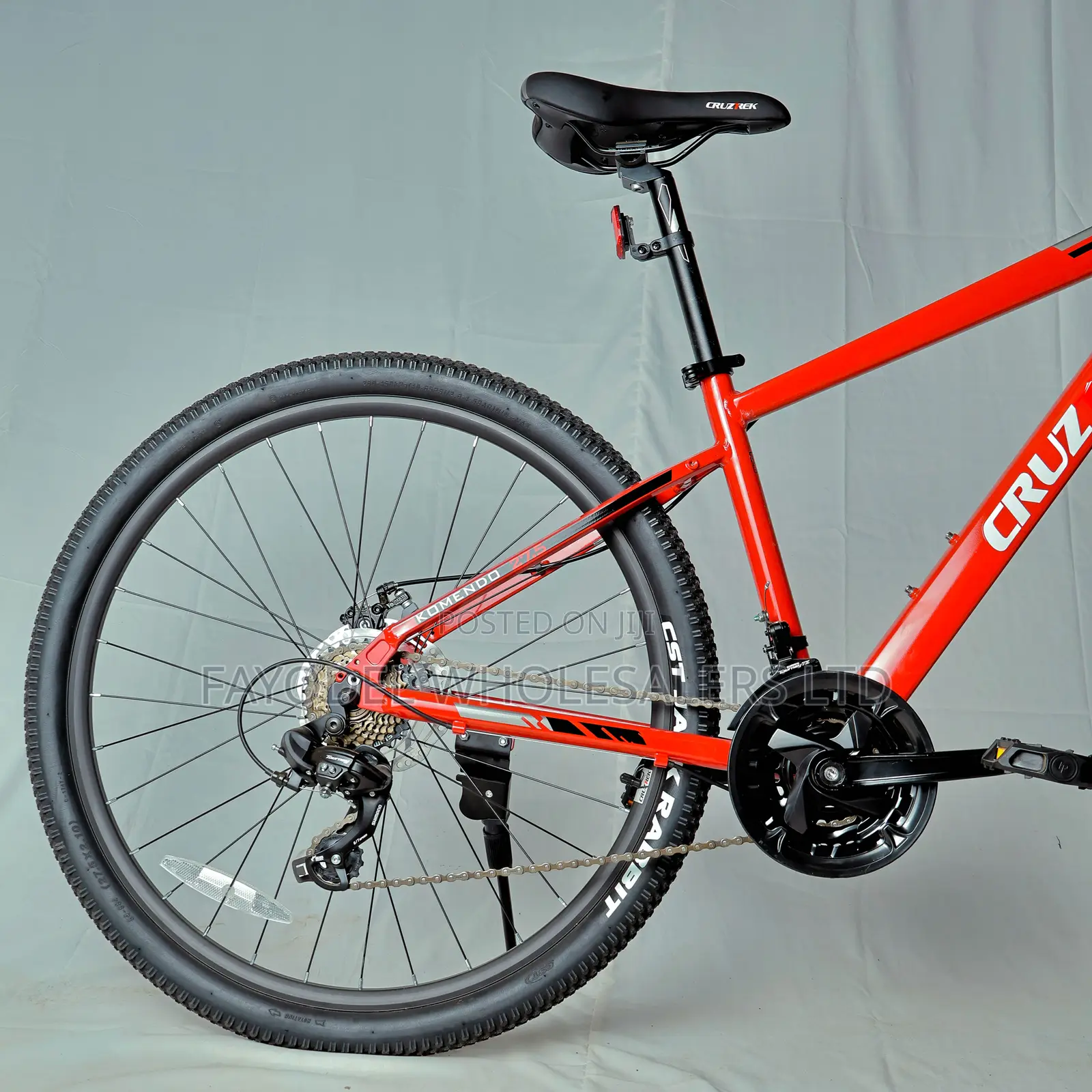 Cruztrek 27.5 Komendo Aluminum Frame Mountain Bike