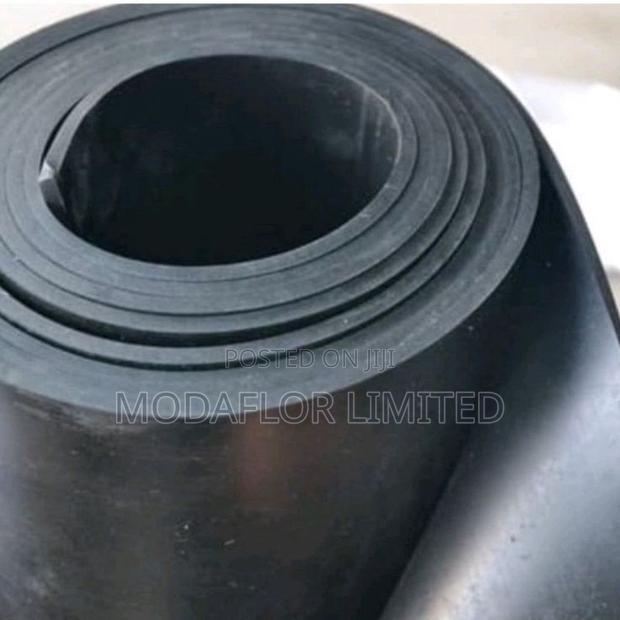 Plain Rubber Mat for Gym, Shop and High Traffic Floor Areas Use