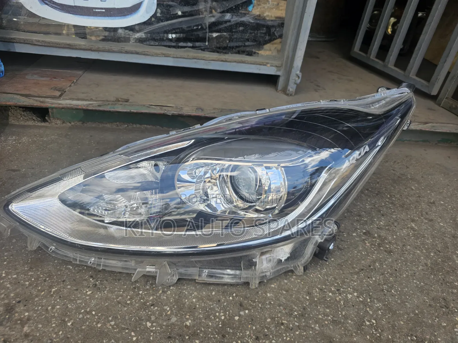 Sienta 2018 Headlight