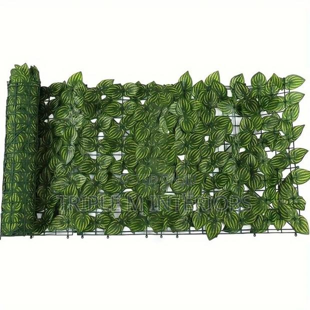 Weather-Resistant Privacy Fence | Stays Strong Through All Seasons.