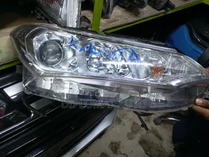 Fielder 165 Headlight Non 12-595.