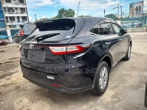 Toyota Harrier 2.0 2018 Purple