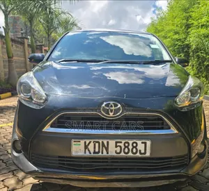 Toyota Sienta 2017 Matt Black