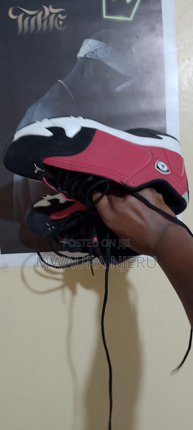 Air Jordan - thumbnail 2