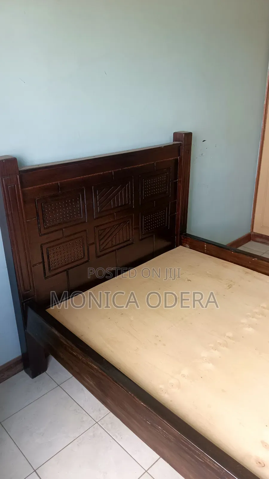 Mahogany Bed 4x6