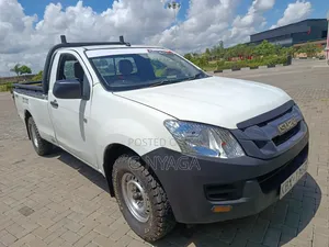 Isuzu D-MAX 2015 White