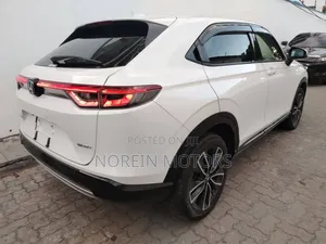 Honda Vezel 2021 White