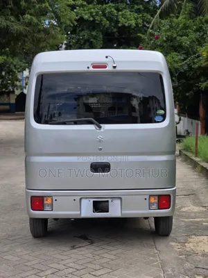 Suzuki Every Wagon 2018 Silver
