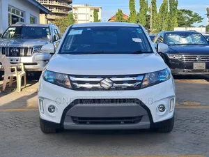 Suzuki Escudo 2018 White